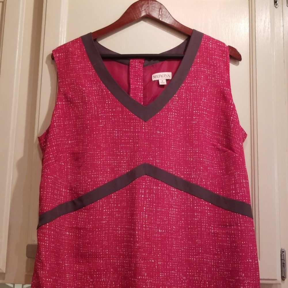 Raspberry Color Sheath Dress! - Picture 2 of 4